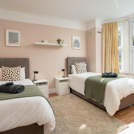 Homely And Stylish Apartment With A Garden In East Finchley ロンドン エクステリア 写真