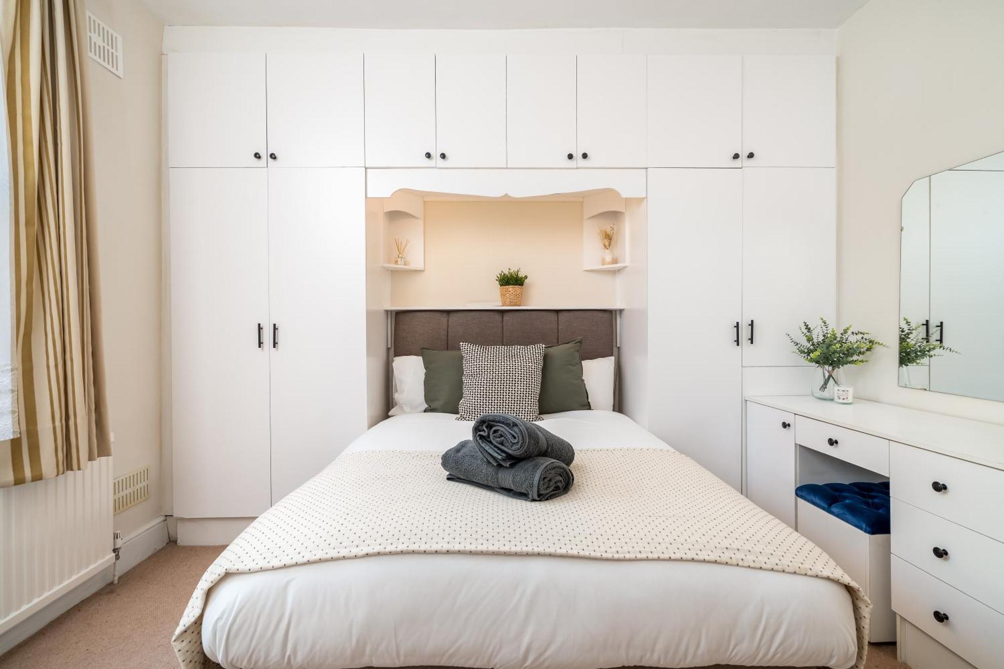 Homely And Stylish Apartment With A Garden In East Finchley ロンドン エクステリア 写真