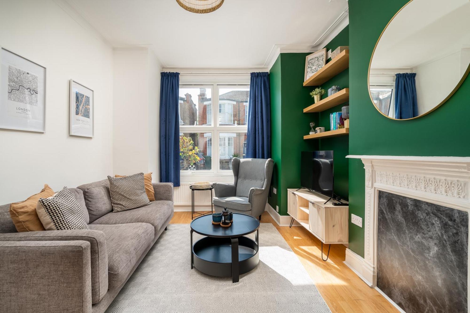 Homely And Stylish Apartment With A Garden In East Finchley ロンドン エクステリア 写真